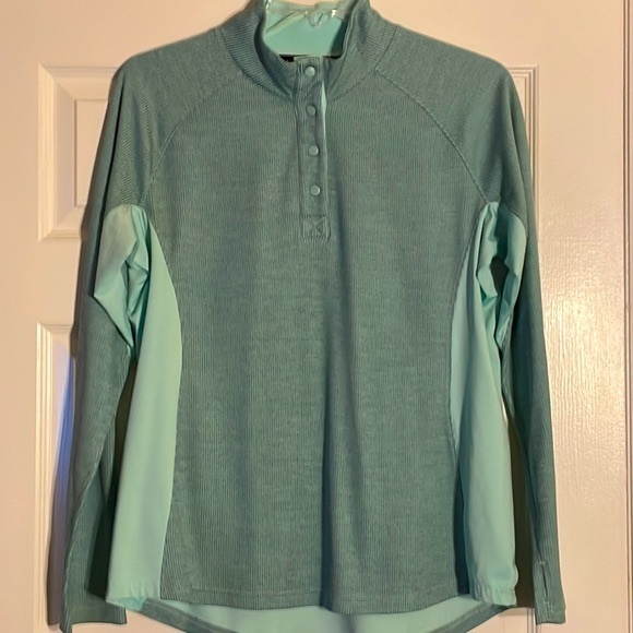 Athletic Top - Picture 1 of 7